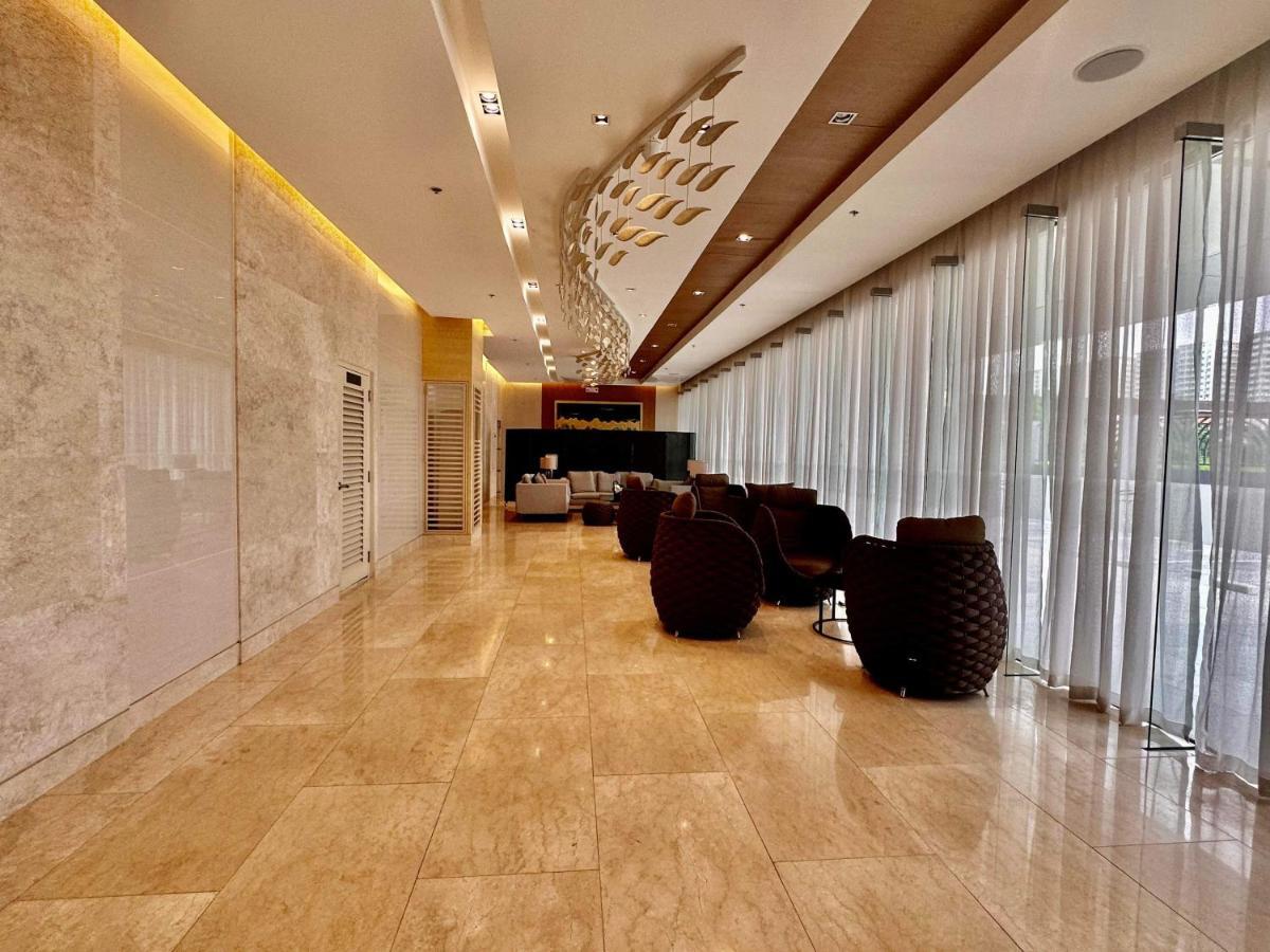 Shore 3 Residences Tower 1 Moa Pasay City, Philippines * Manila