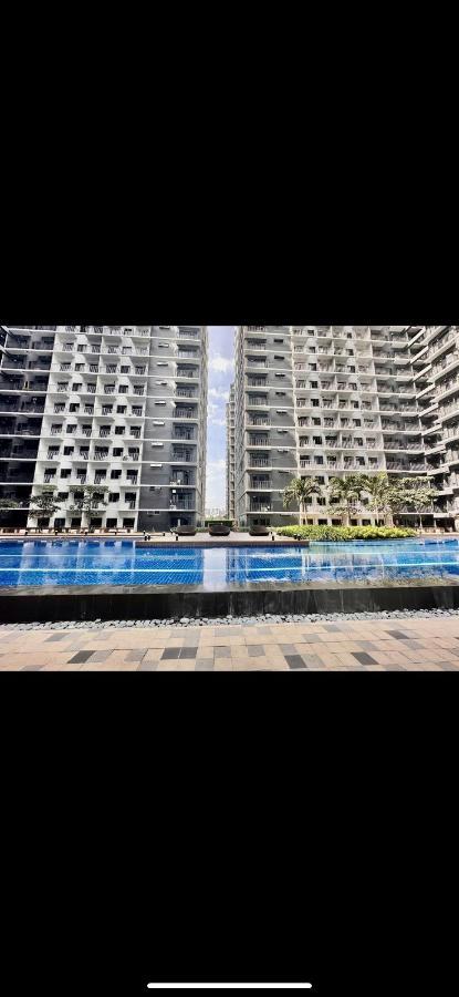 Shore 3 Residences Tower 1 Moa Pasay City, Philippines * Manila