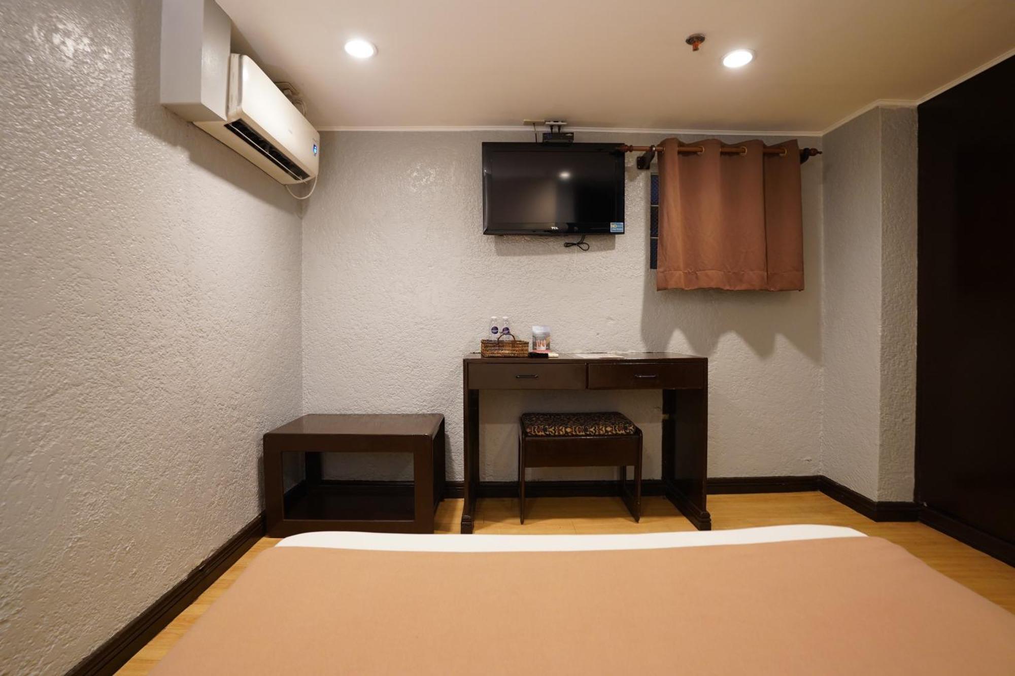 Arzo Hotel 4*