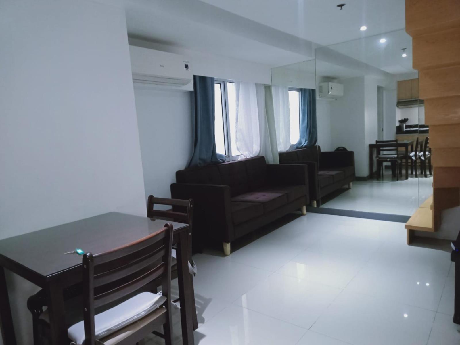 2 Bedrooms Units Forbes Area 5th Avenue Bgc Center Apartment