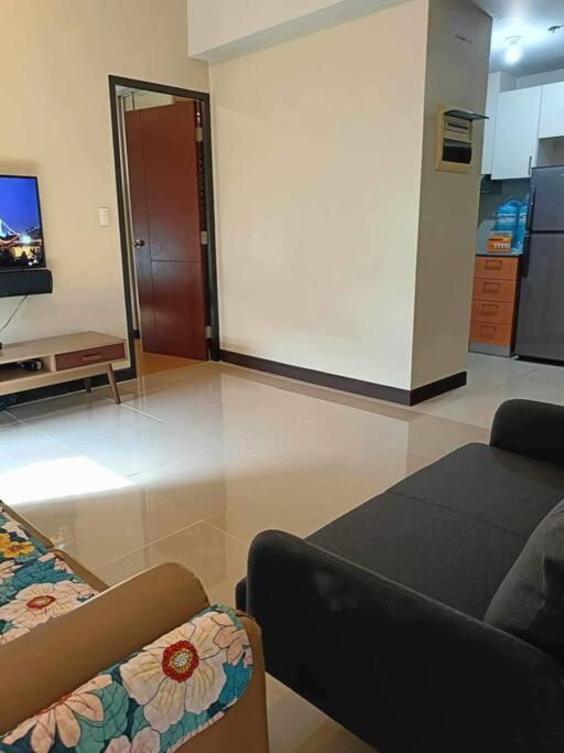 U24pq T B, Manhattanheights 1br *