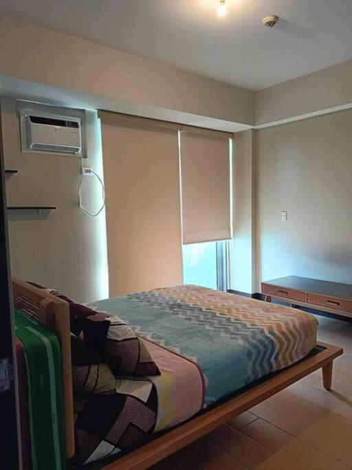 U24pq T B, Manhattanheights 1br Apartment Manila