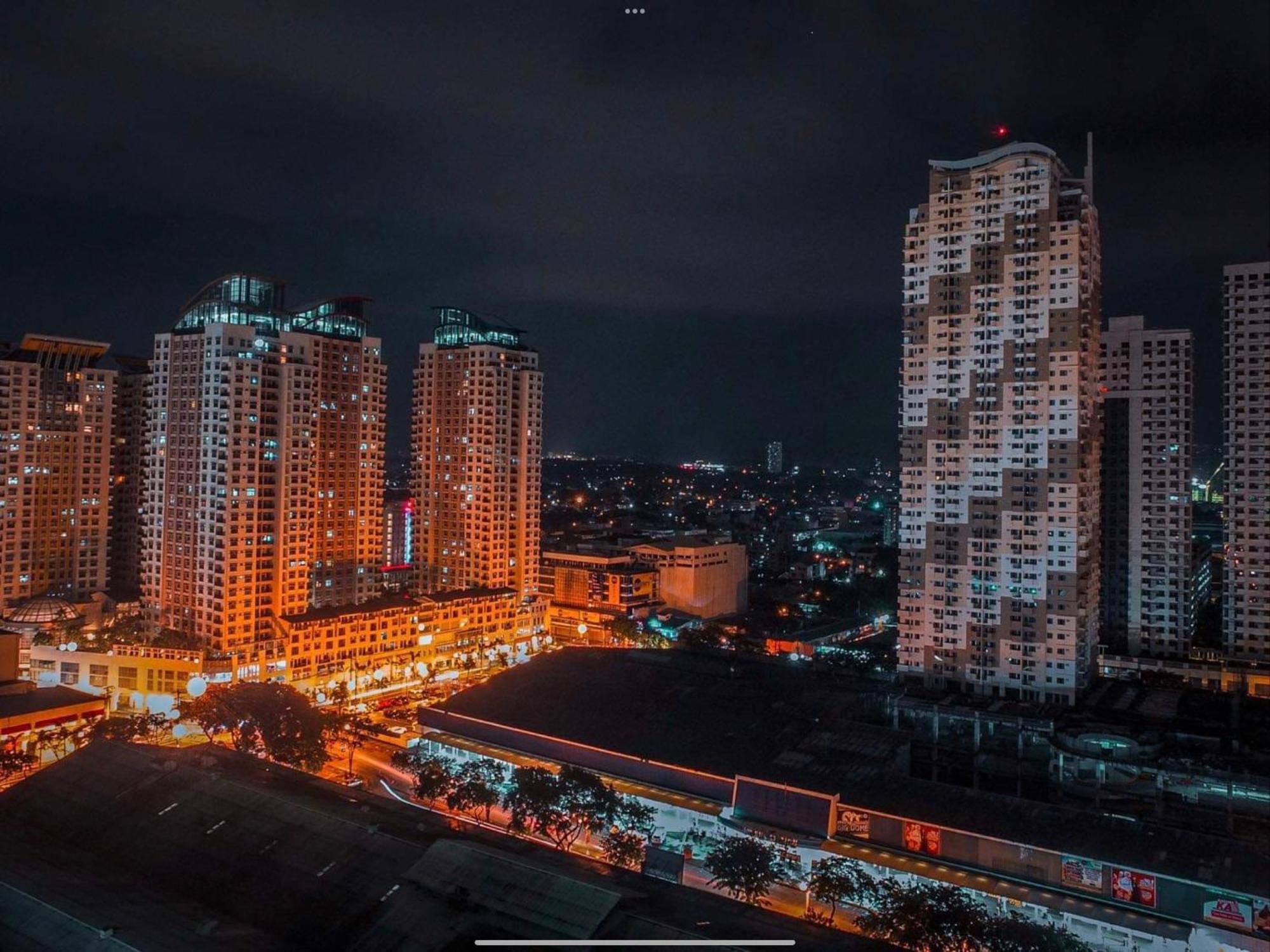 Manhattan Plaza Tower 1 Unit With 1bedroom * Manila