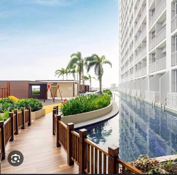 Apartment Smdc Breeze *