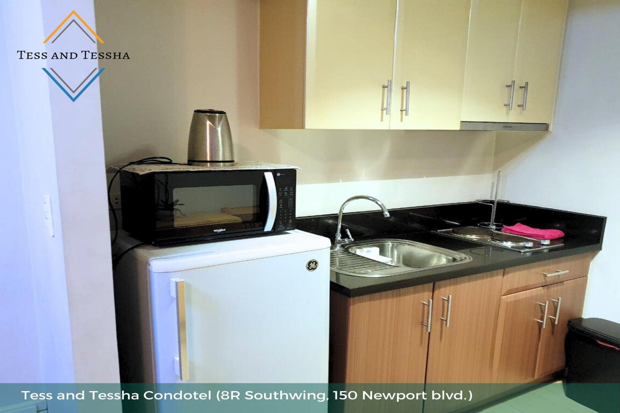 Tess And Tessha Condotel Near T3 Airport Manila