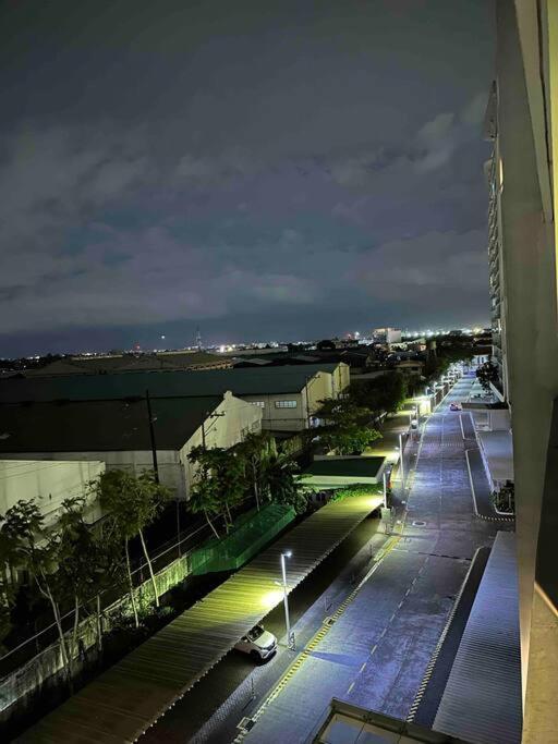Apartment Cozy Nest At Azure Residences *
