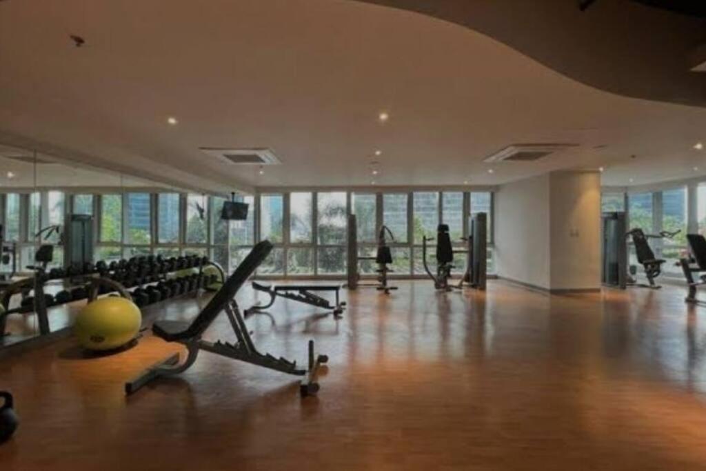 Apartment Chic 1br In Bgc. Manila