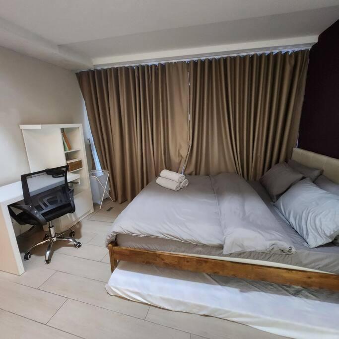 Apartment Chic 1br In Bgc. Manila