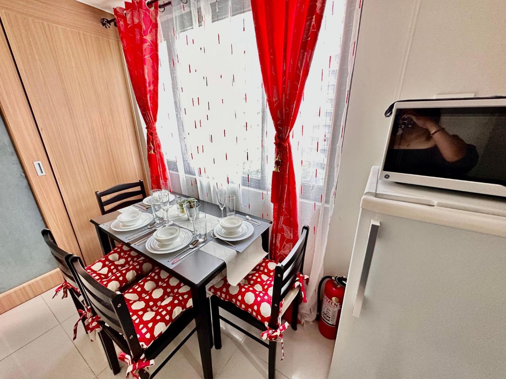 Apartment Shore 3 Residences Tower 1 Moa Pasay City, Philippines