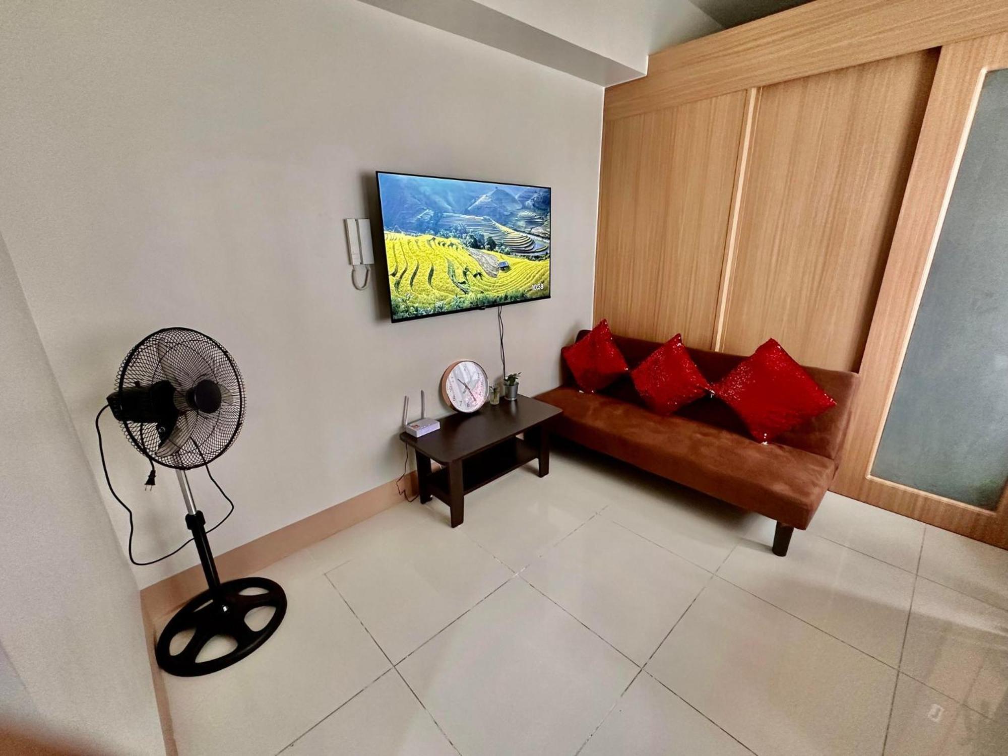 Shore 3 Residences Tower 1 Moa Pasay City, Philippines Apartment