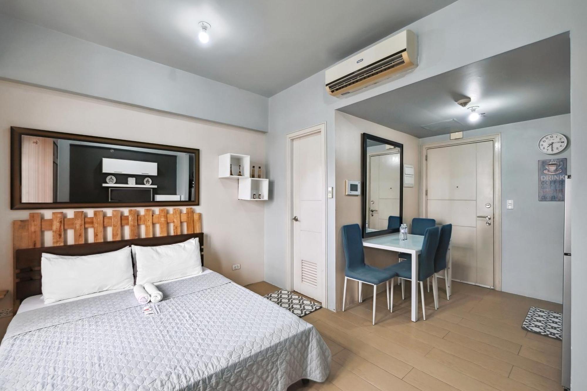Tess And Tessha Condotel Near T3 Airport Apartment Manila