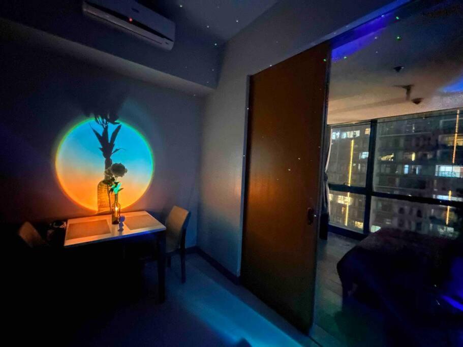 Apartment 1-bedroom Glass View Beside Grand Hyatt Bgc Manila