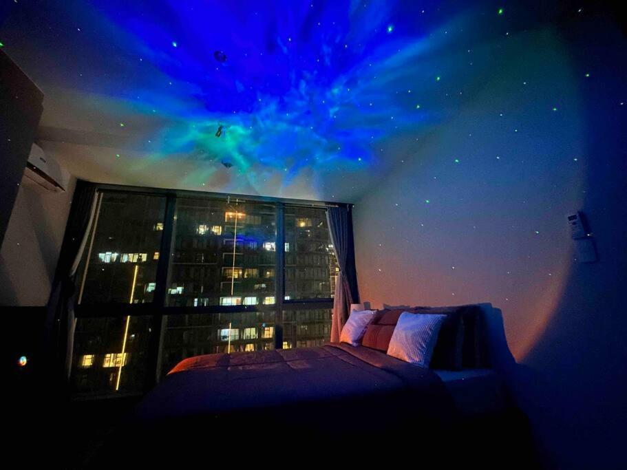 Apartment 1-bedroom Glass View Beside Grand Hyatt Bgc