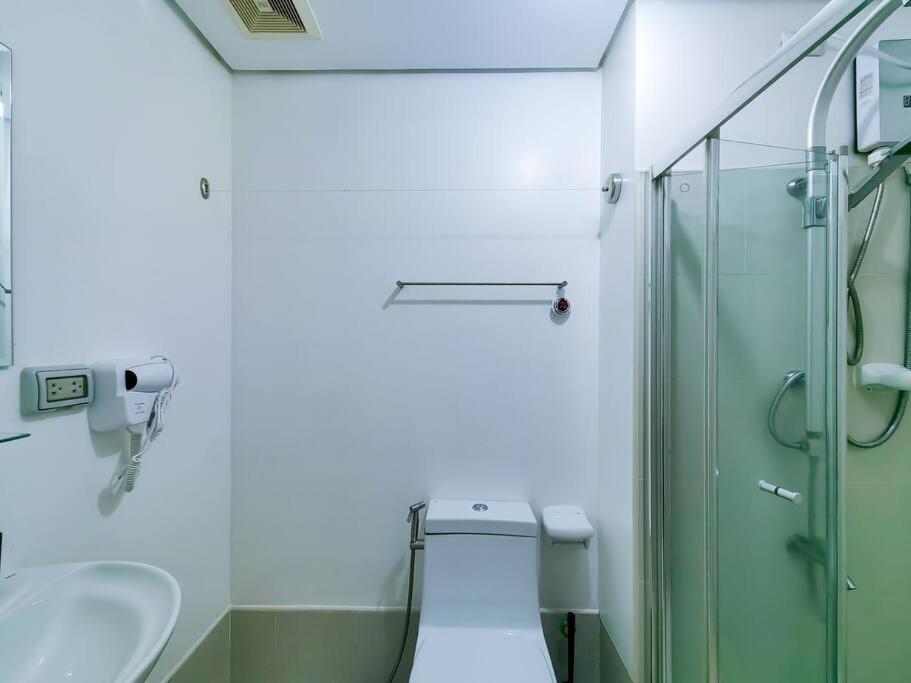 1br Condotel W/ Balcony Sm Light Residences -lt06 Apartment *