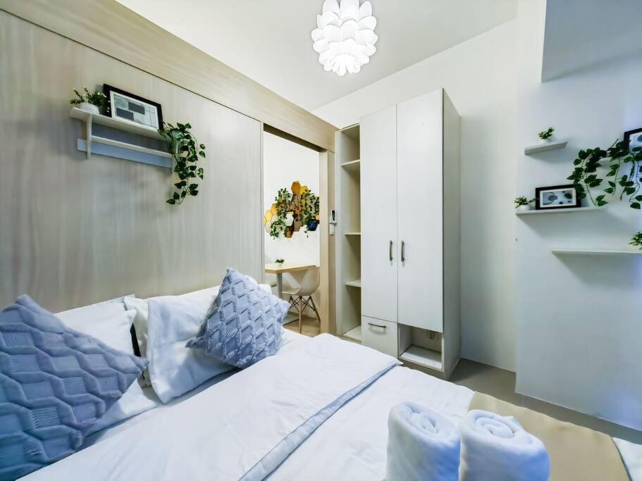 1br Condotel W/ Balcony Sm Light Residences -lt06 *
