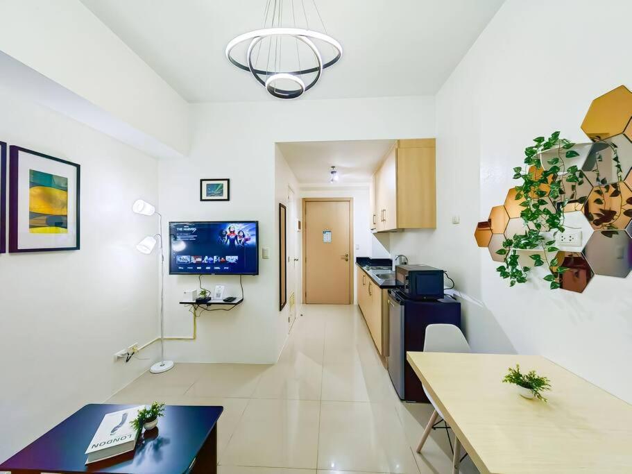1br Condotel W/ Balcony Sm Light Residences -lt06 * Manila