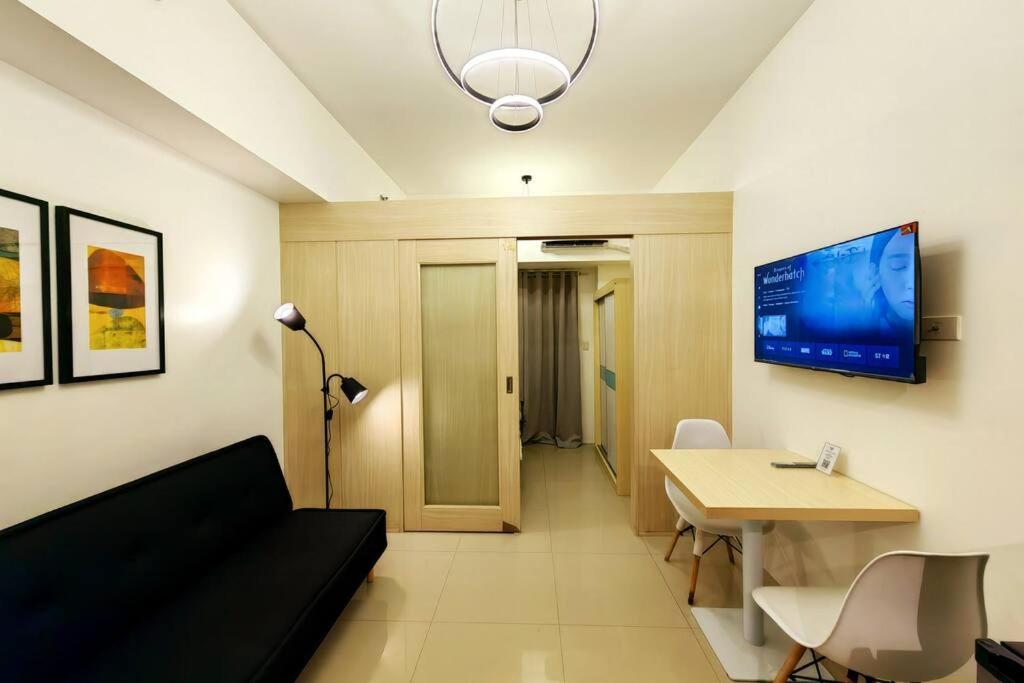 Apartment 1br Condotel W/ Balcony Sm Light Residences - Lt05 Manila