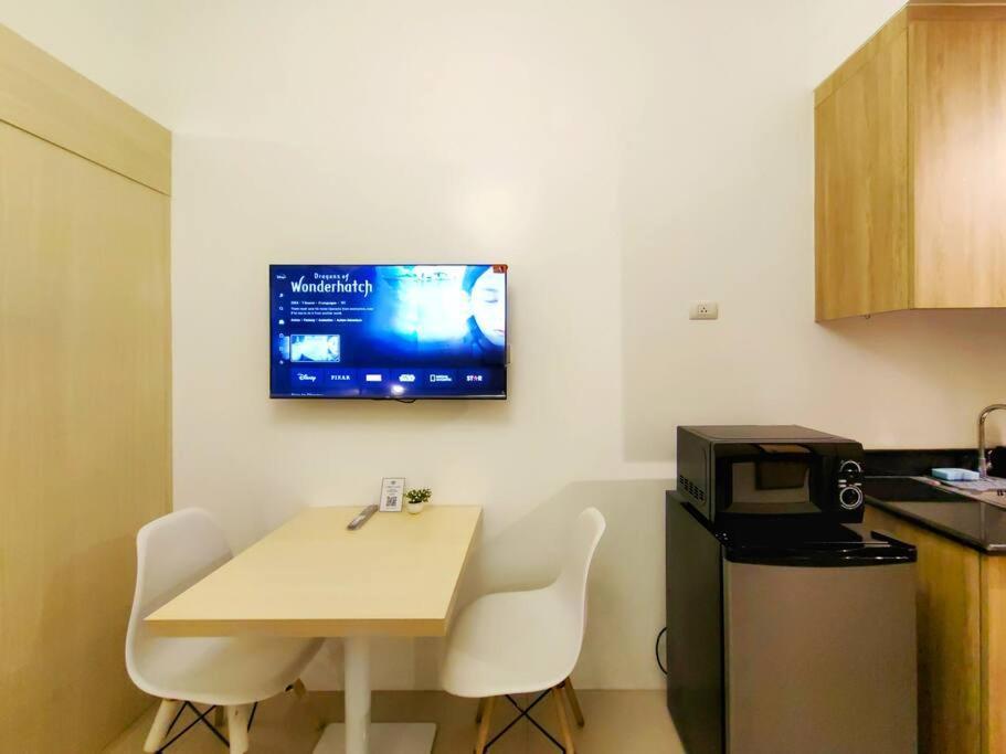 1br Condotel W/ Balcony Sm Light Residences - Lt05 Apartment