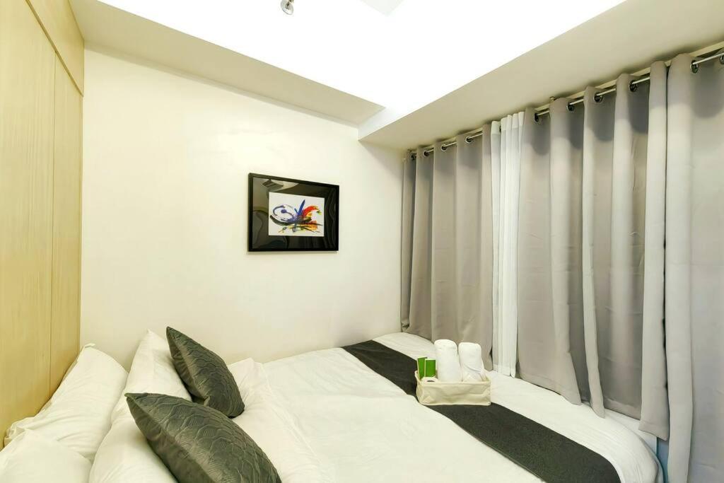 Apartment 1br Condotel W/ Balcony Sm Light Residences - Lt05 *
