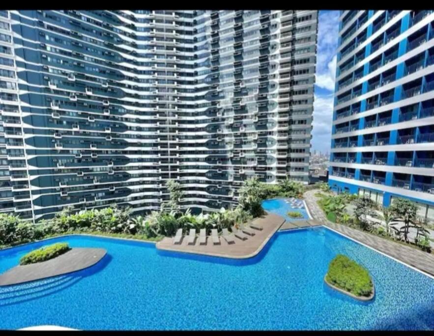 Air Residences - Elevate Escapes Makati, Location Aparthotel *