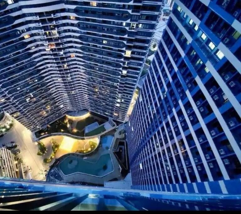 Aparthotel Air Residences - Elevate Escapes Makati, Location Manila