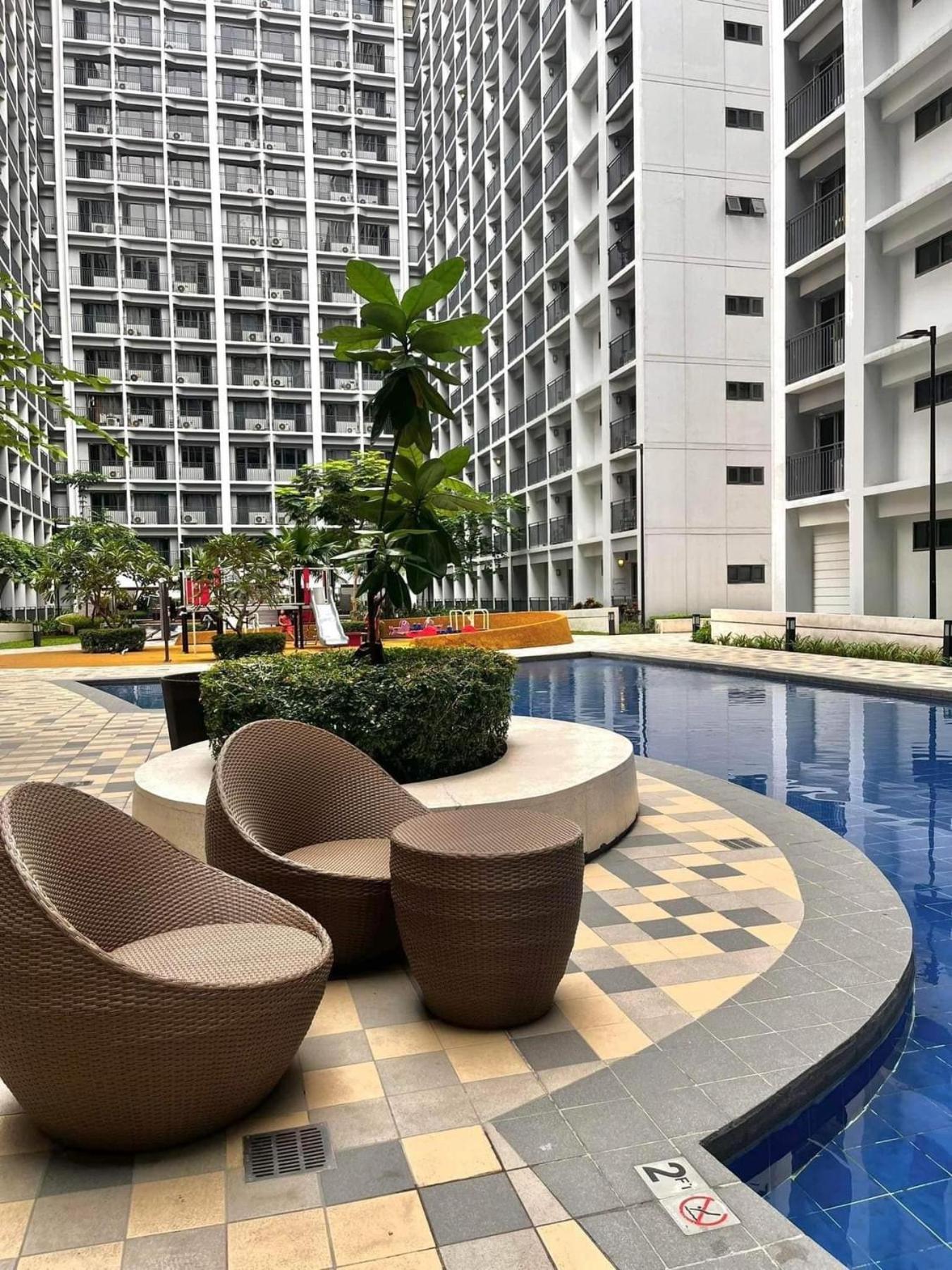 Apartment Shore 2 Residences High Speed Internet Walking Distance To Moa And Ikea *