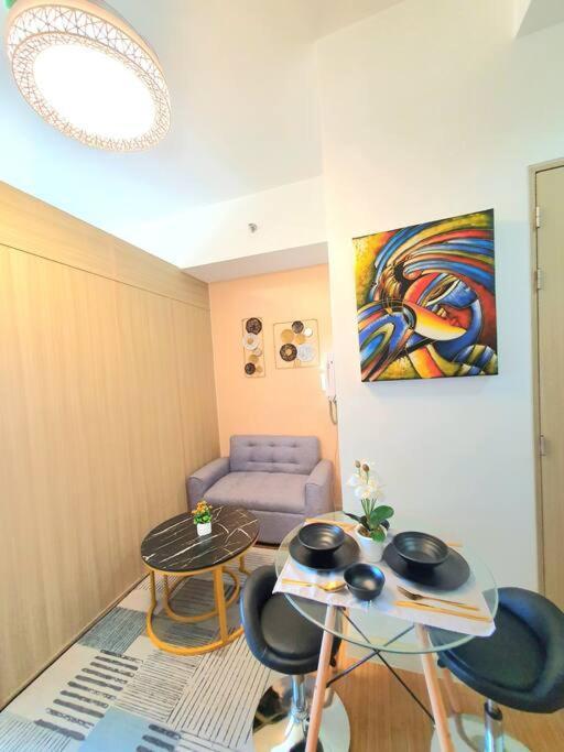 Mm Bgc, 15 Mins To Mckinley, Naia, Makati Cbd * Manila