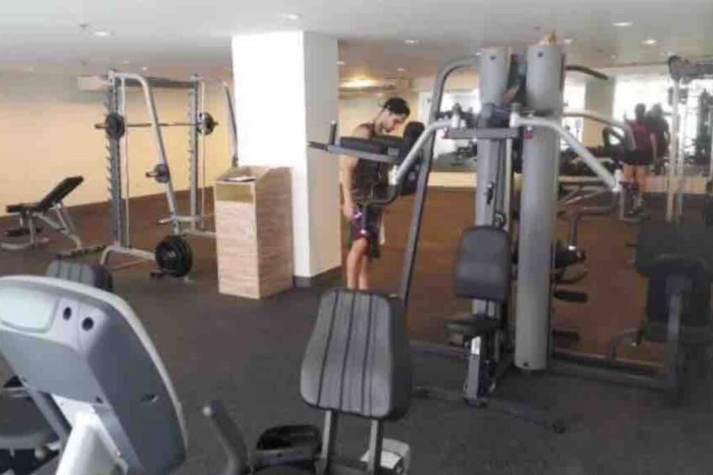 Mm Bgc, 15 Mins To Mckinley, Naia, Makati Cbd Apartment