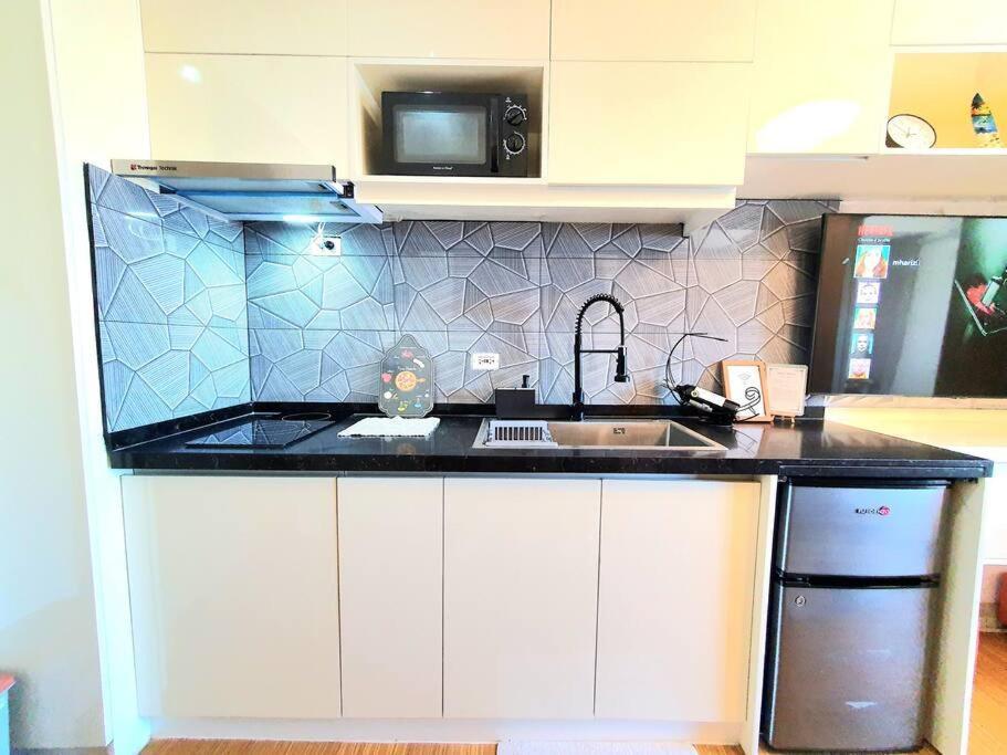 Mm Bgc, 15 Mins To Mckinley, Naia, Makati Cbd Apartment *