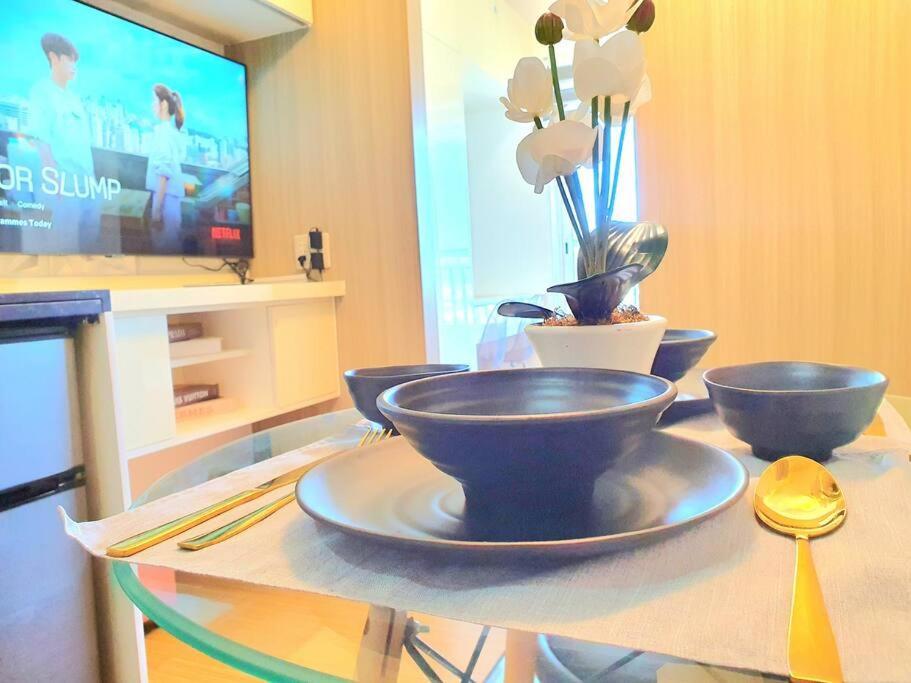 Mm Bgc, 15 Mins To Mckinley, Naia, Makati Cbd * Manila