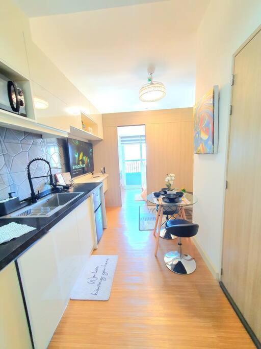 Apartment Mm Bgc, 15 Mins To Mckinley, Naia, Makati Cbd Manila