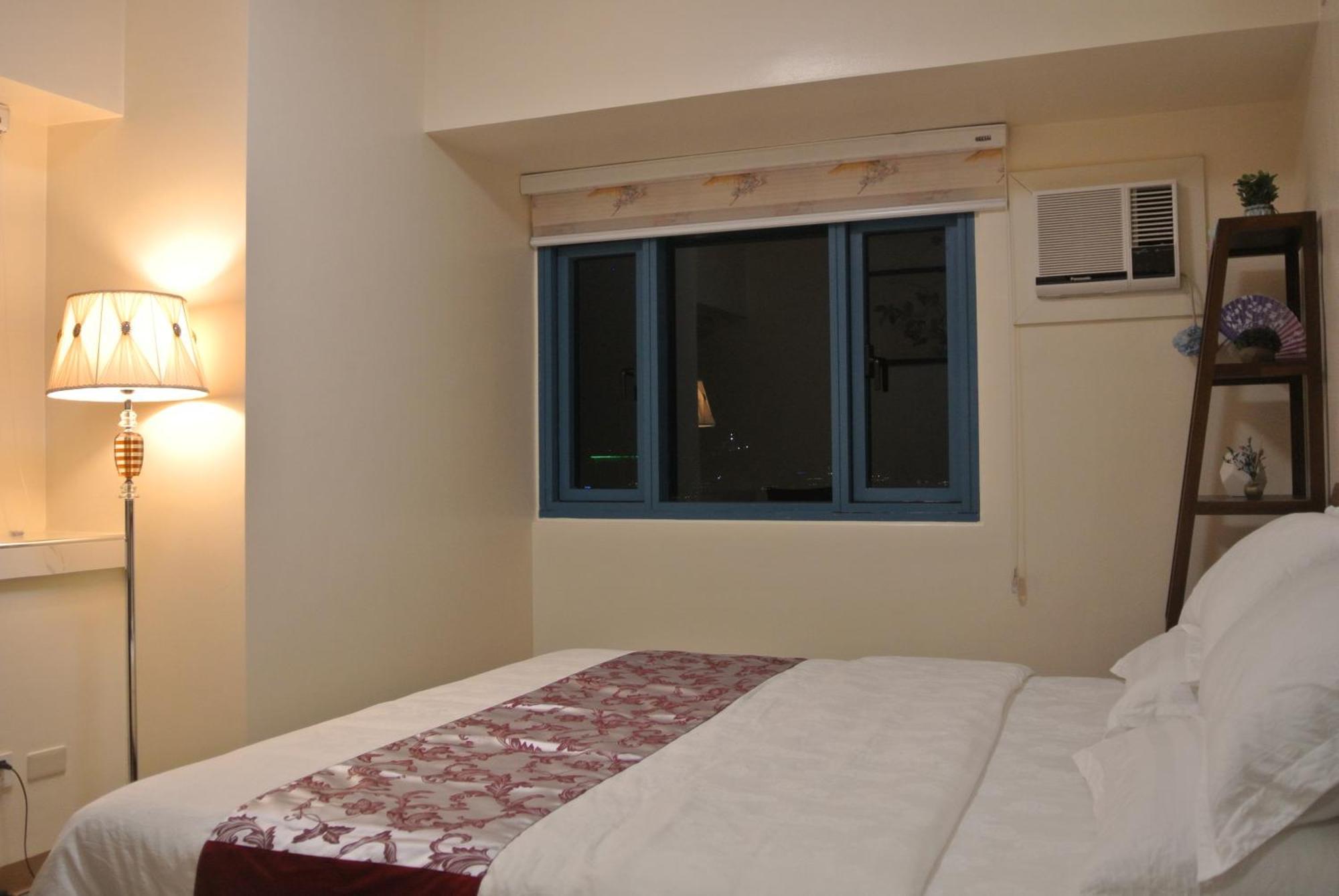 Sunset House Roxas Bay Apartment
