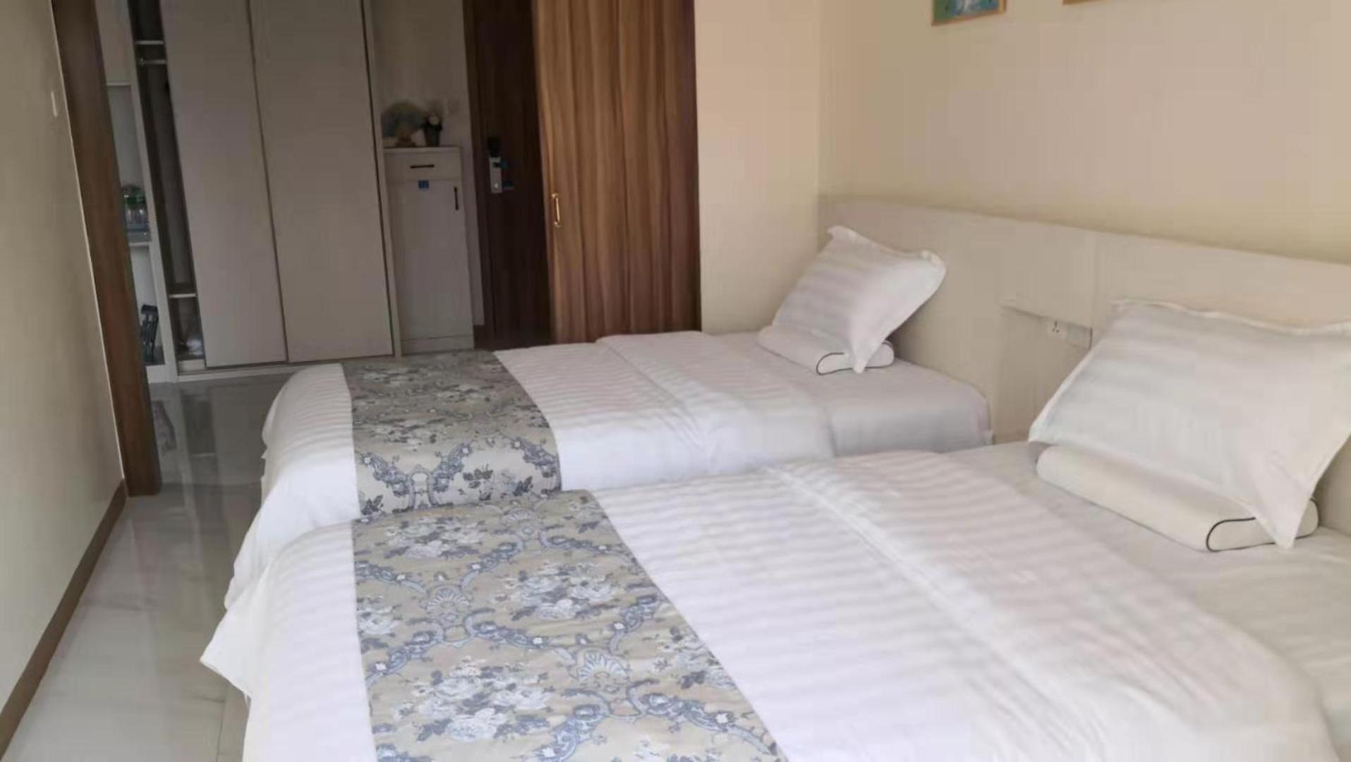 Sunset House Roxas Bay Apartment Manila