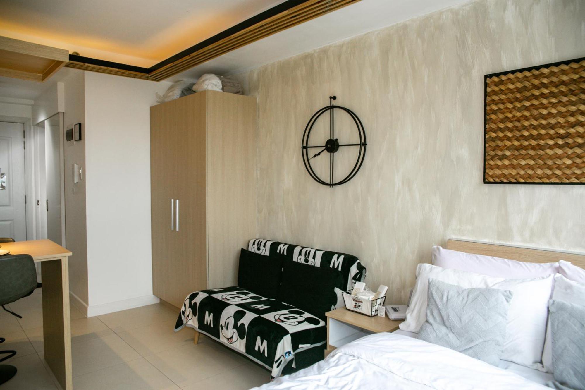 Quezon Stylish Unit With A Mickey Vibe * Manila
