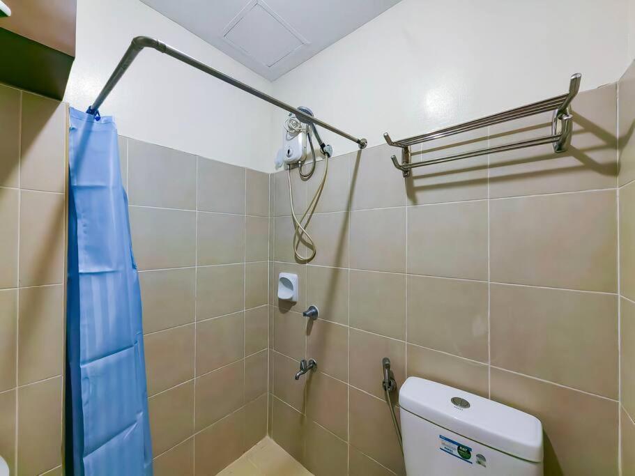1br Condotel Ridgewood Towers Taguig #rw06 * Manila