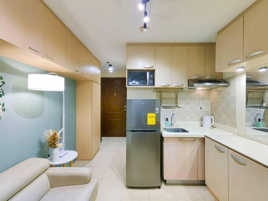 1br Condotel Ridgewood Towers Taguig #rw06 Manila