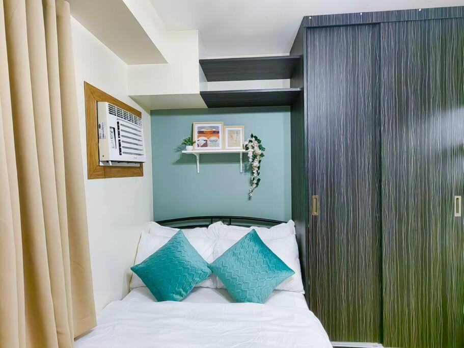 Apartment 1br Condotel Ridgewood Towers Taguig #rw06 Manila