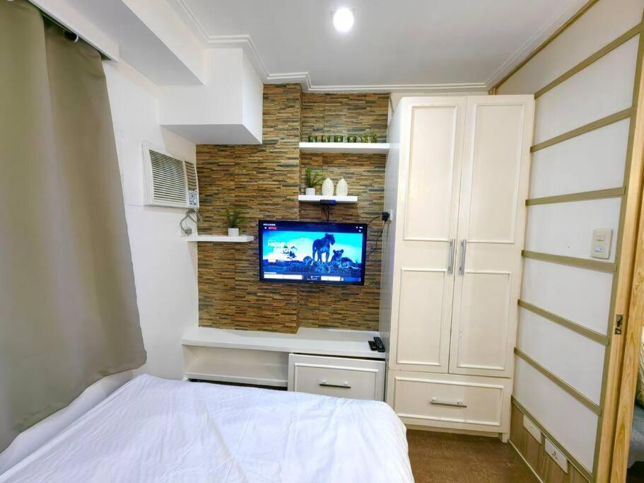 1br Condotel Ridgewood Towers Taguig #rw05 Apartment