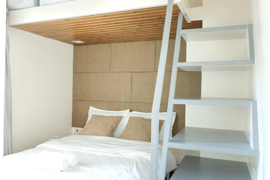 Loft 3br With Garden In Avant Bgc Parking With Fee * Manila