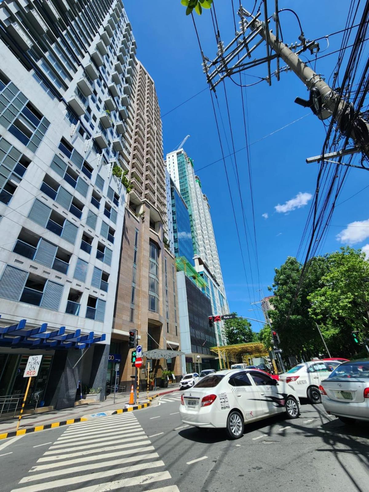 Muji Kltower Makati - Greenbelt - With Pool Access * Manila