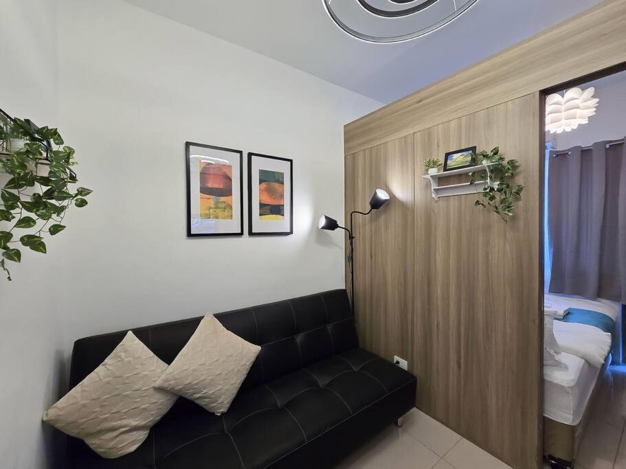 Apartment 1br Condotel With Balcony At Fame Residences #fm43 Manila
