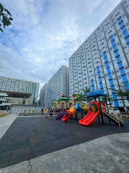 Downtown Dwelling Apartment Manila