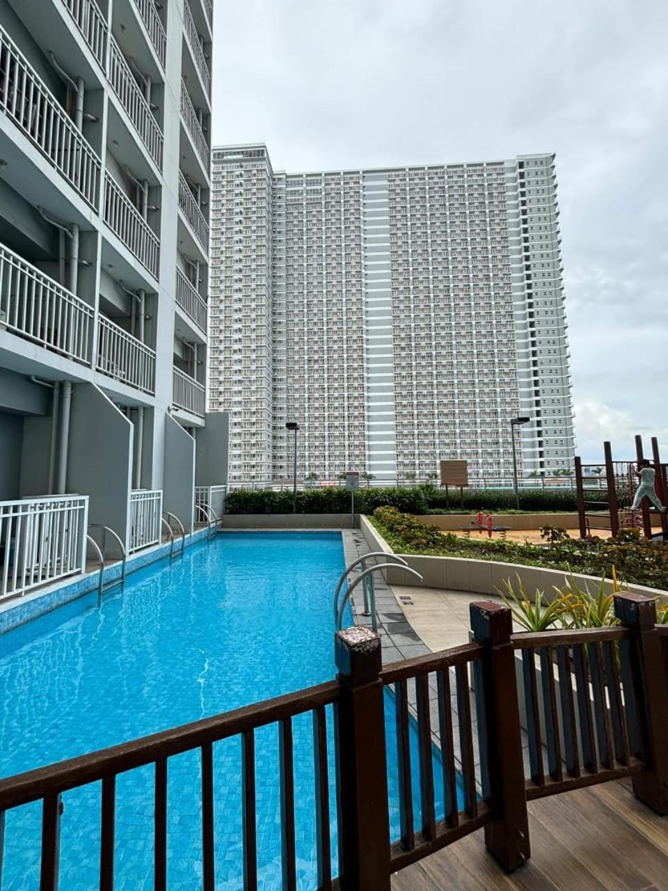 Smdc Breeze Manila