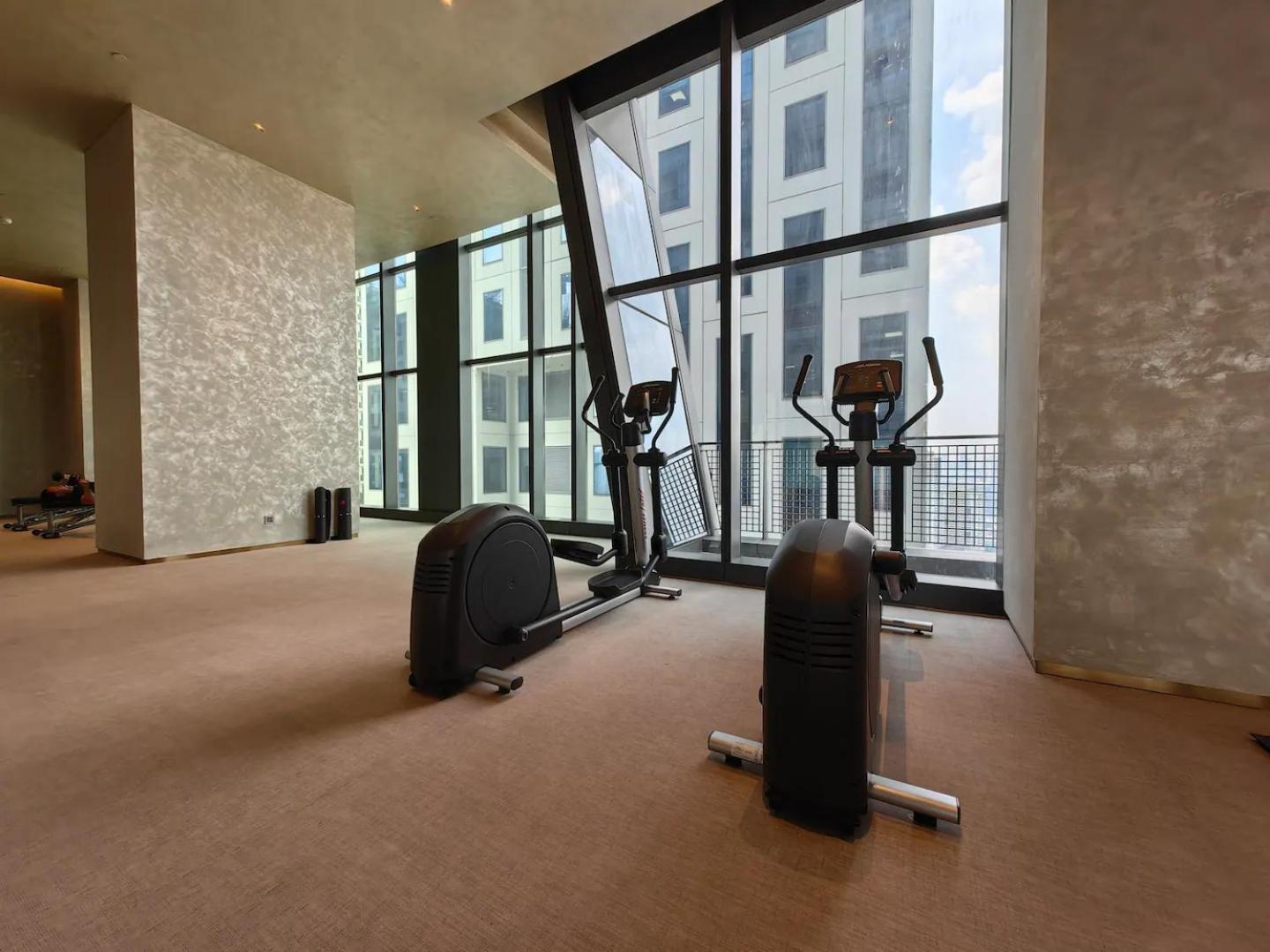 The Spire Oasis Luxury Desert Apartamento *