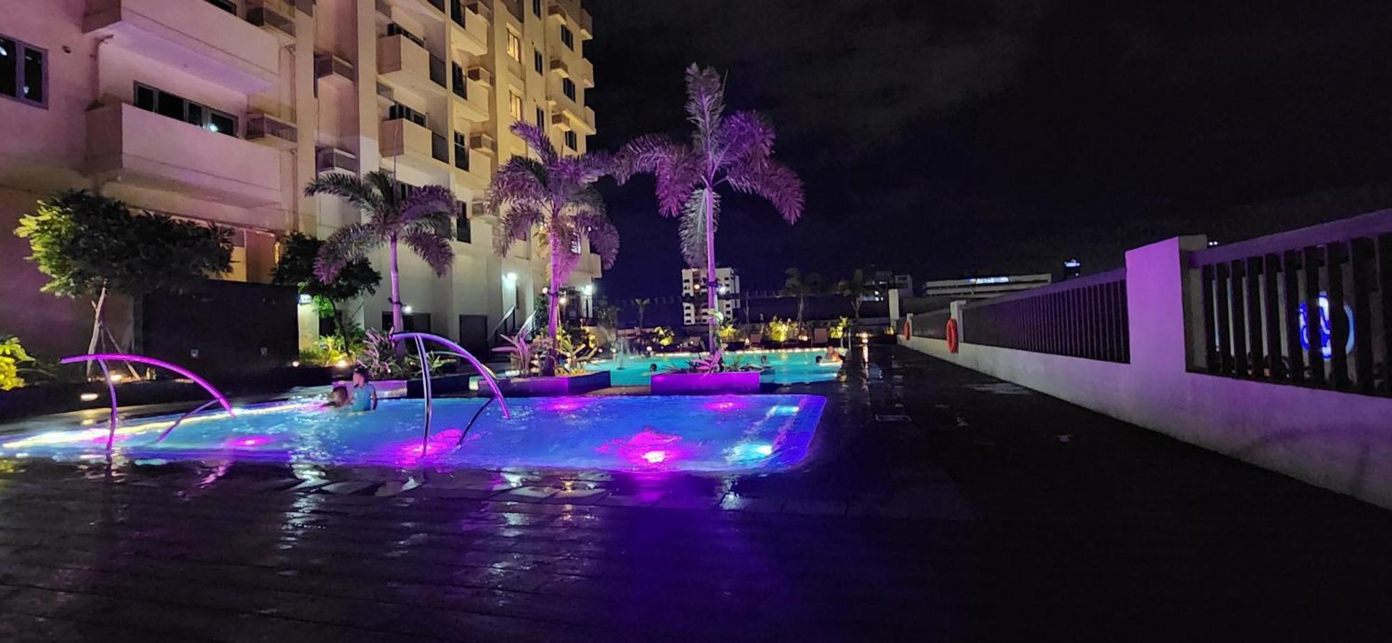Manhattan Plaza Tower 1 Unit With 1bedroom Apartment