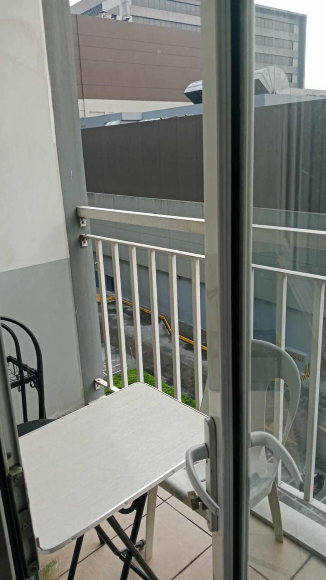 Apartment Shell Condotel At Heart Of Moa Pasay 2 Manila