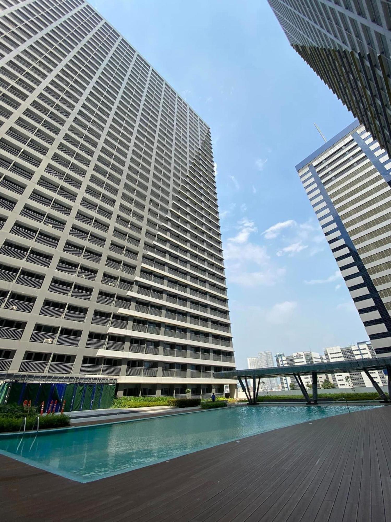 Nordic Place Fame Residences 75 Smart Amenities Alexa 200mbps Wifi Netflix Apartment