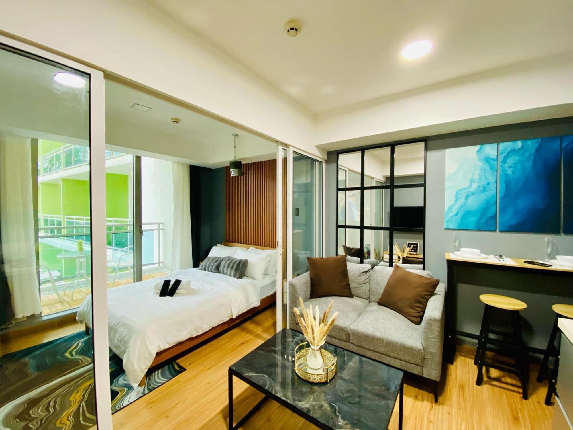 1 Bedroom Azure Beachview 3 Manila