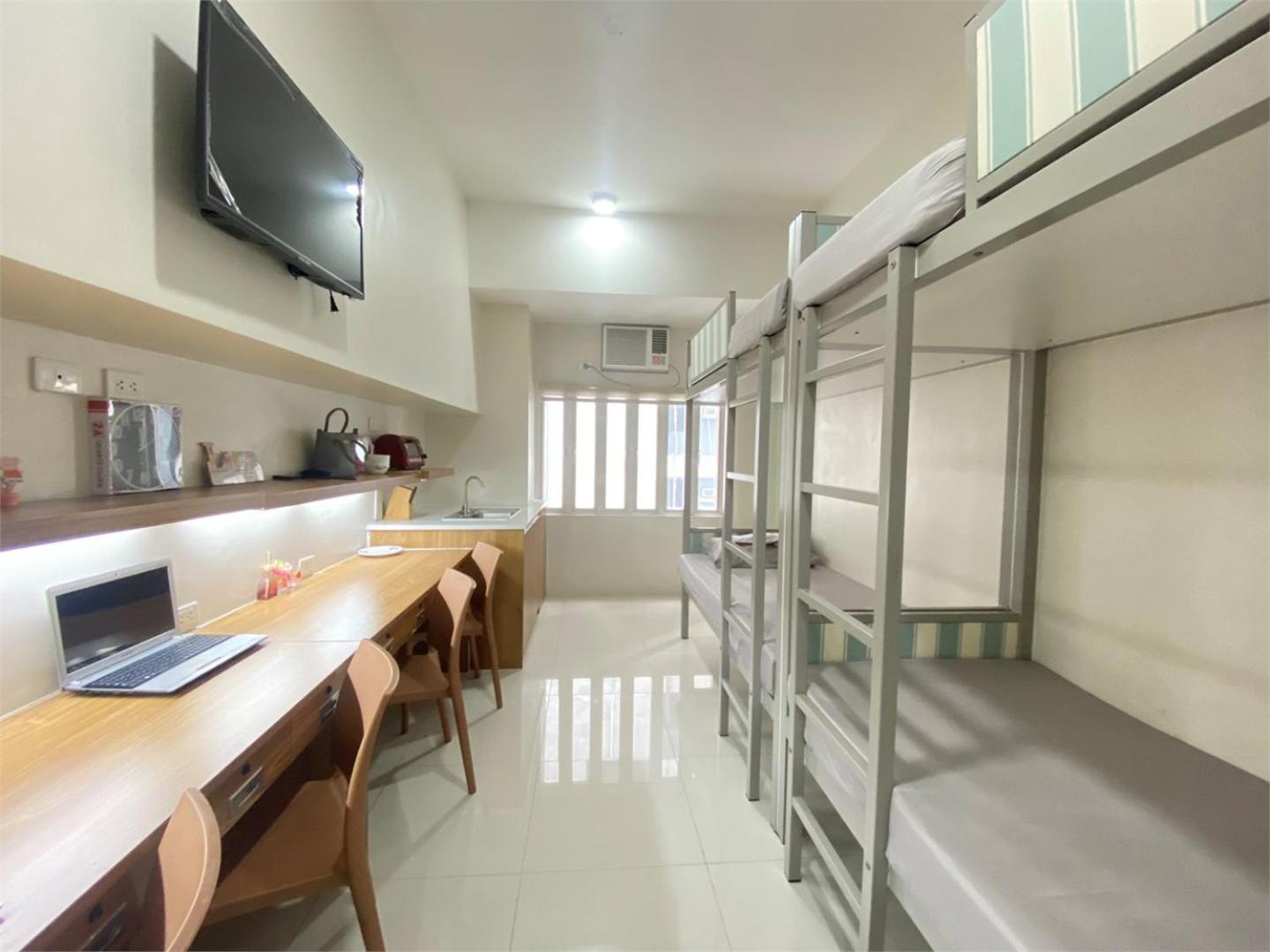 Uhome Lacson *