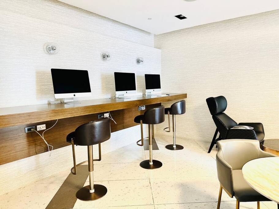 The At Acqua Novotel Tower 2 * Manila
